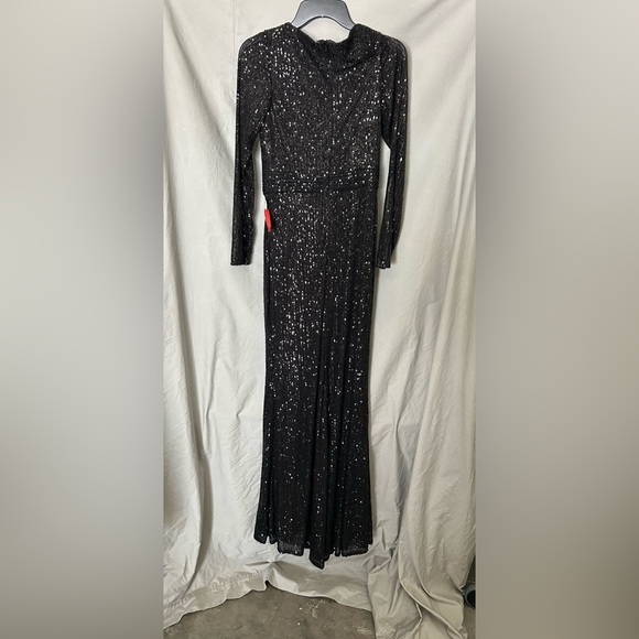 Mac Duggal 26490 NWT SEQUINED LONG SLEEVE GOWN - Picture 4 of 8